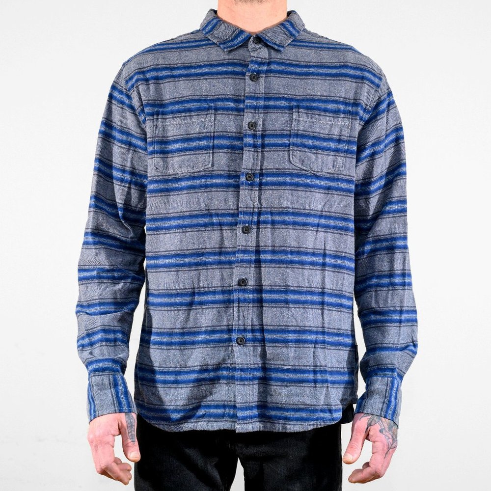 Quicksilver Men's Button Down Shirt